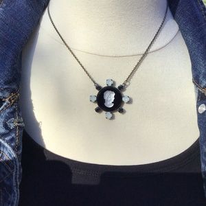 Sabika Winter 2016 SOLID Cameo Necklace